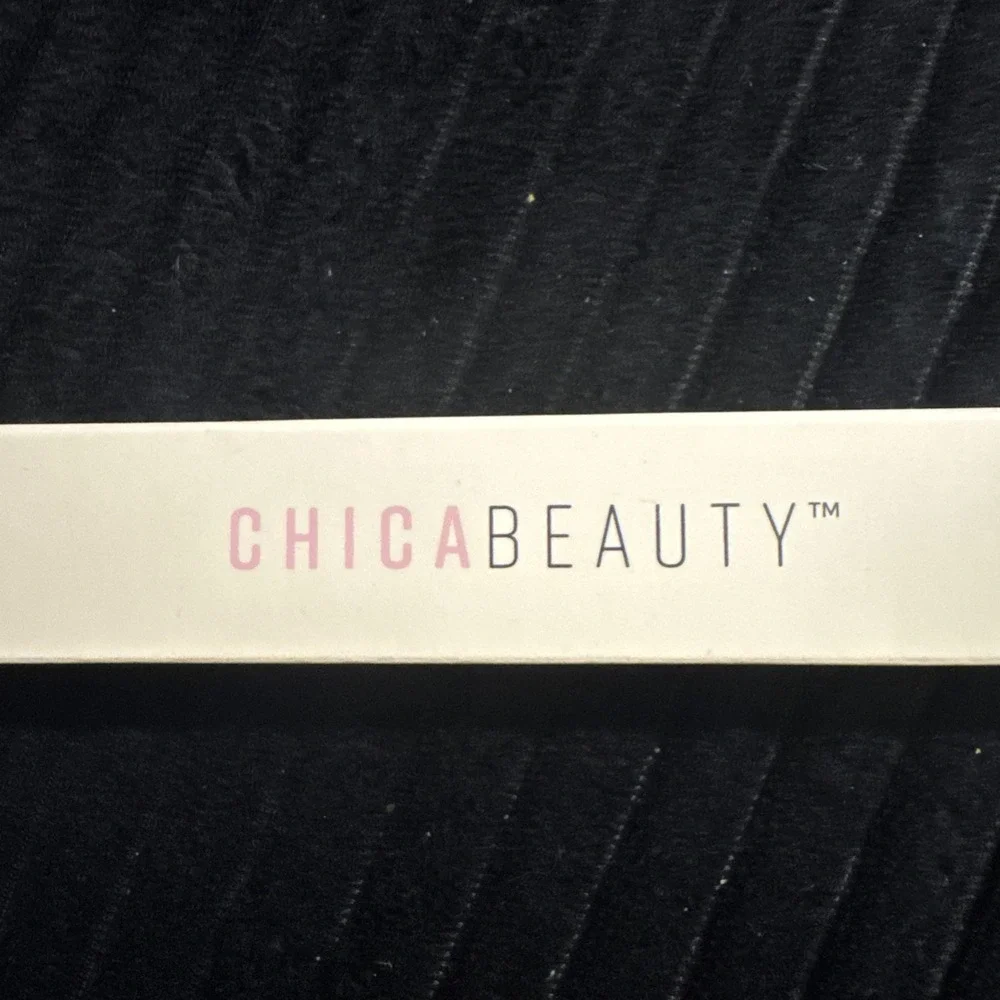 Chica Beauty MIRAME Matte Black‎ Liquid Eyeliner Smooth Glide No Smudge NIB